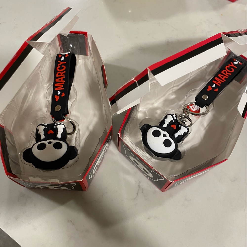 NWT - Marcy - Skelanimals Bag Charm/Keychain - Monkey - Picture 3 of 7